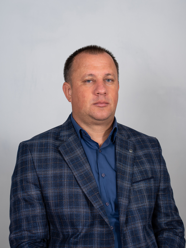 Невструев Евгений Владимирович.