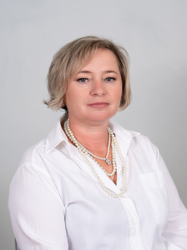 Крюкова Ирина Павловна.